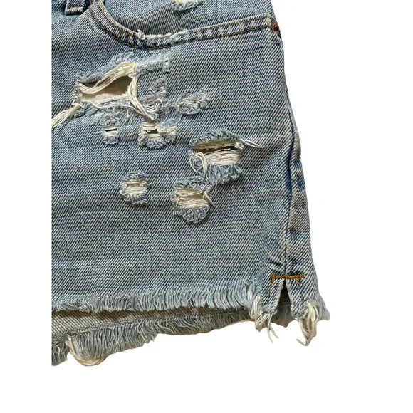 Vintage Levi's Denim Cut off Distressed High Waisted Shorts Size 7 - Picture 3 of 8